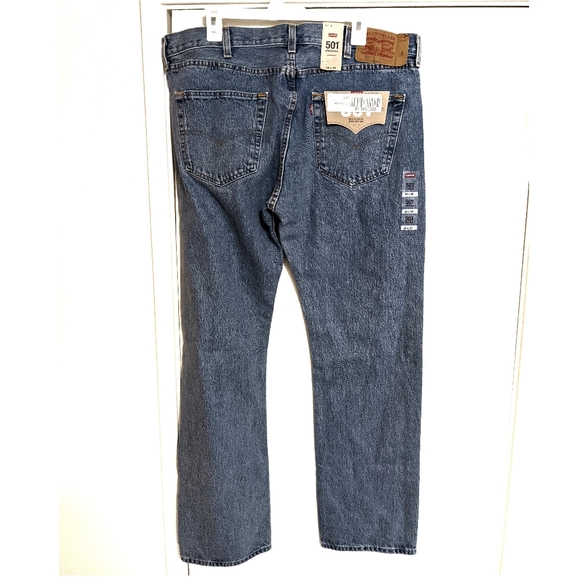 NEW Levis 501 Straight Leg Jeans 38x32 - Picture 2 of 6